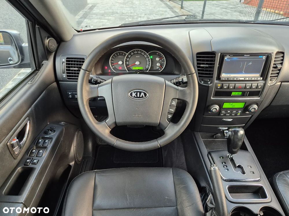 Kia Sorento - 34