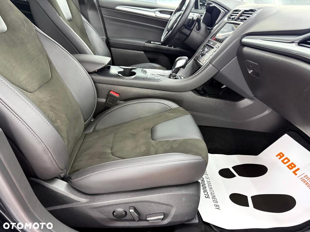 Ford Mondeo 2.0 TDCi Titanium 4WD PowerShift - 31