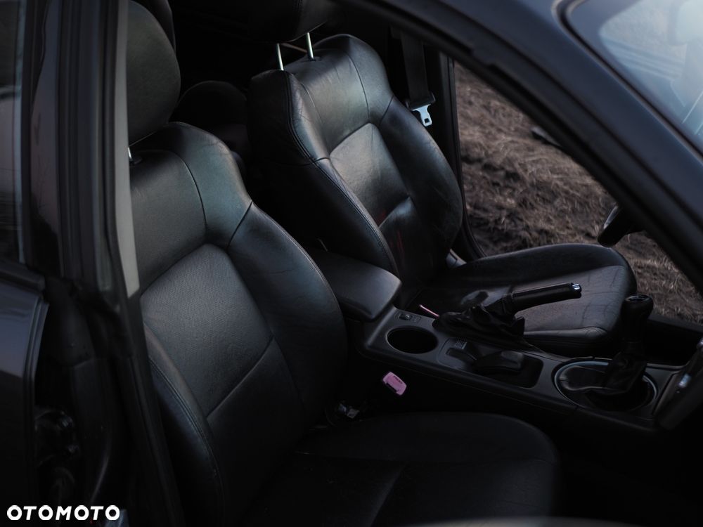 Subaru Legacy - 6