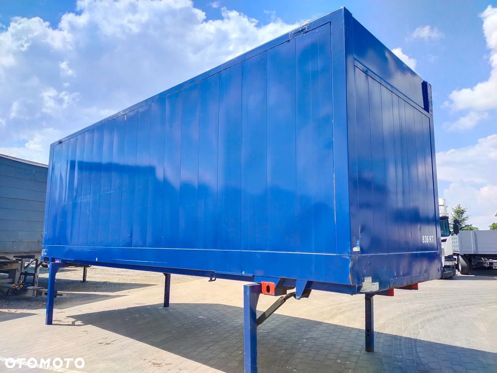 Krone Zabudowa BDF Kontener roleta długość 780 cm - 3