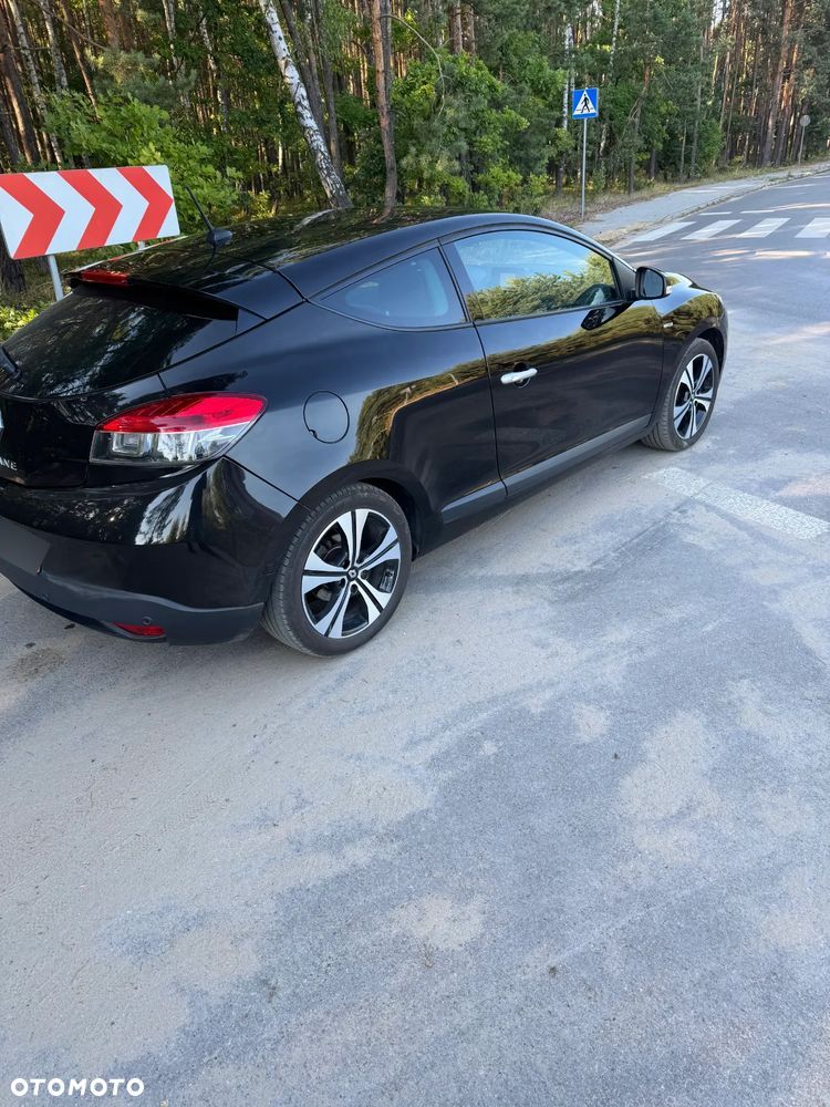 Renault Megane TCe 130 Coupe Bose Edition - 4