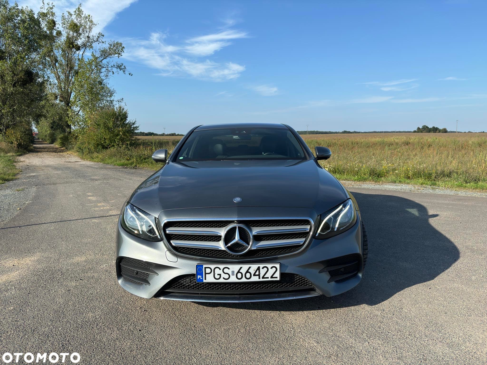 Mercedes-Benz Klasa E 220 d T 9G-TRONIC AMG Line - 2