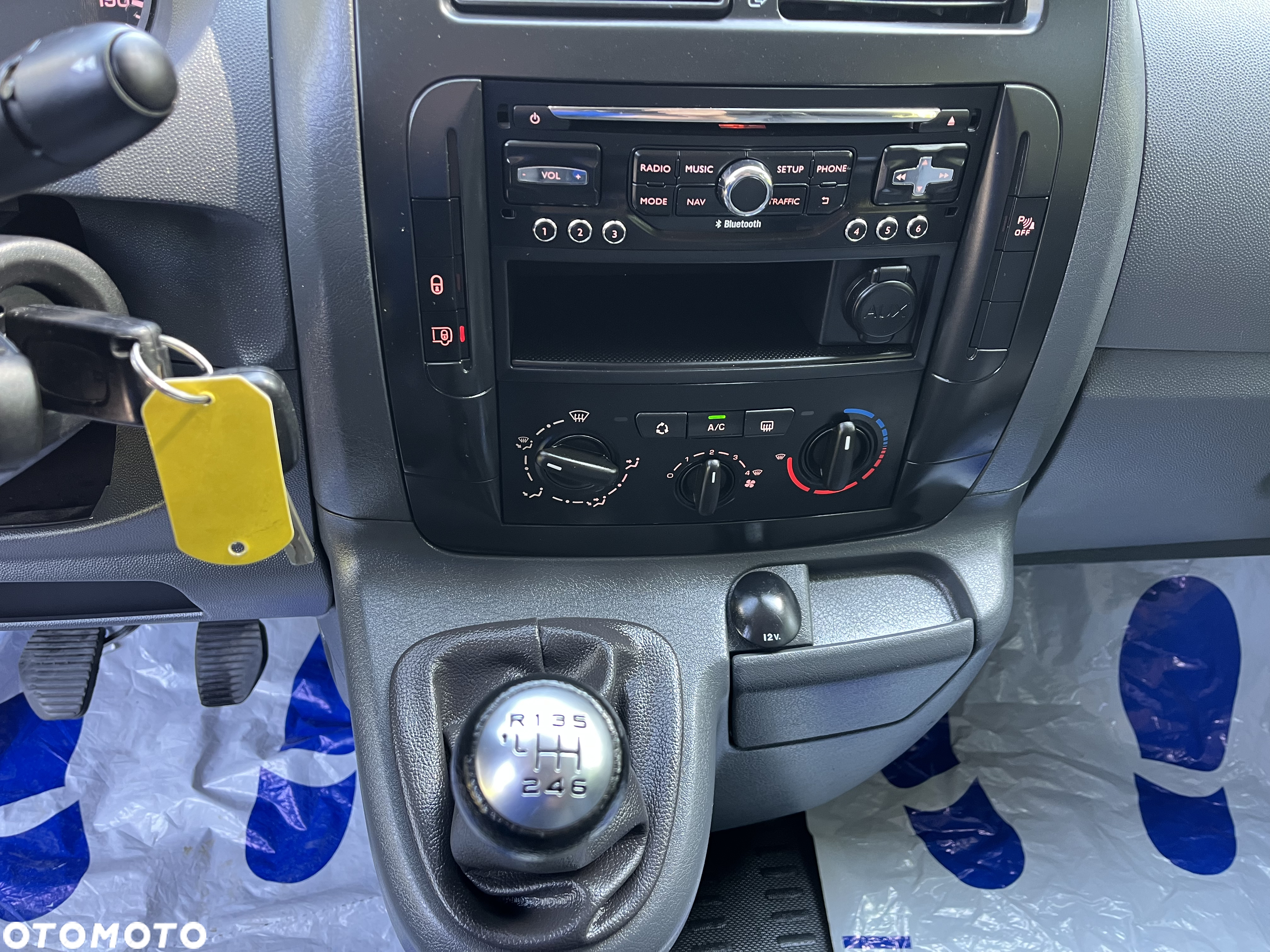 Peugeot EXPERT - 16