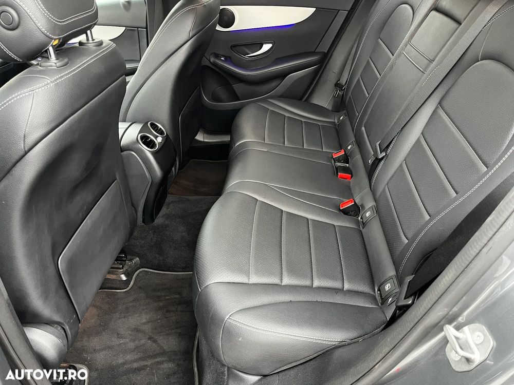 Mercedes-Benz GLC 200 4MATIC - 11