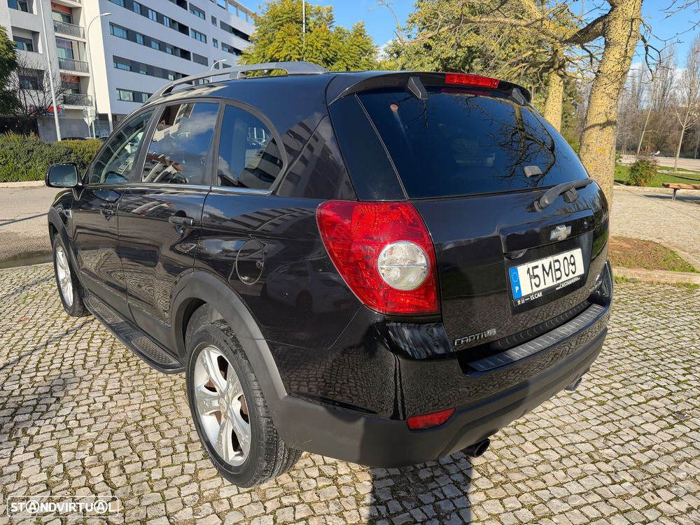 Chevrolet Captiva 2.2 VCDi Seven Xtreme 164g 7L - 4