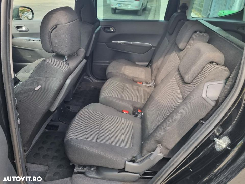 Peugeot 5008 HDI FAP 110 Allure - 8