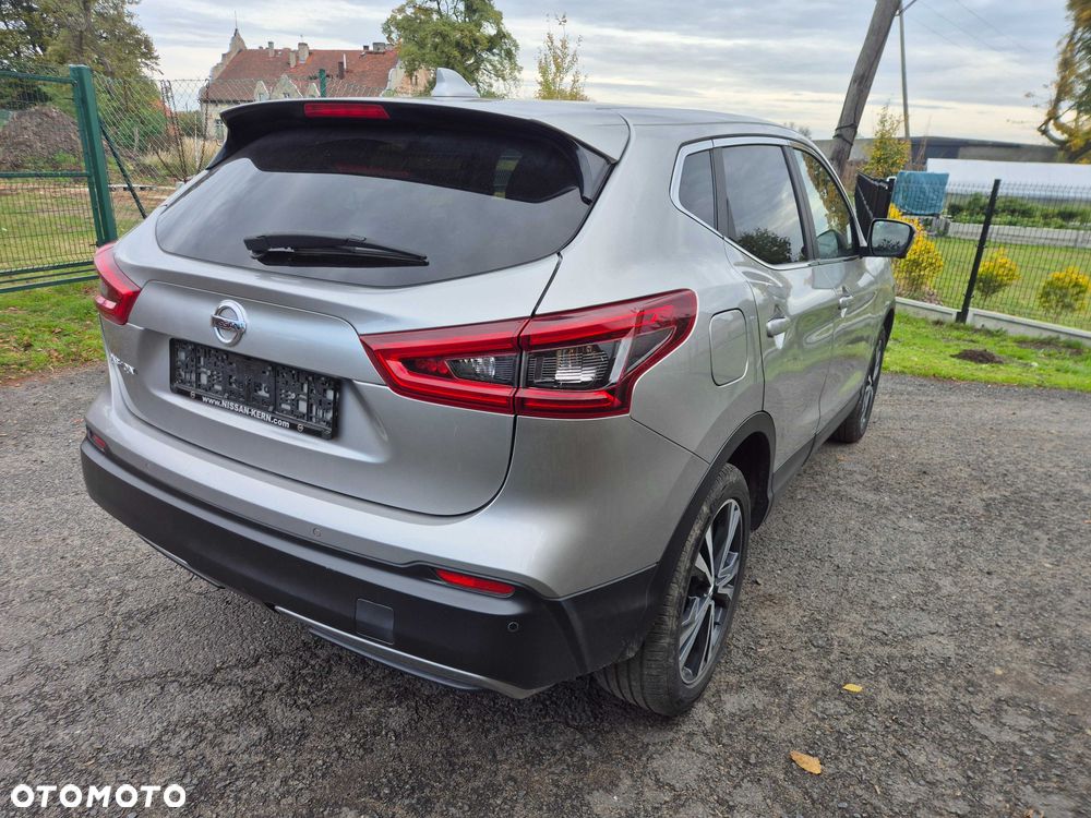 Nissan Qashqai - 4