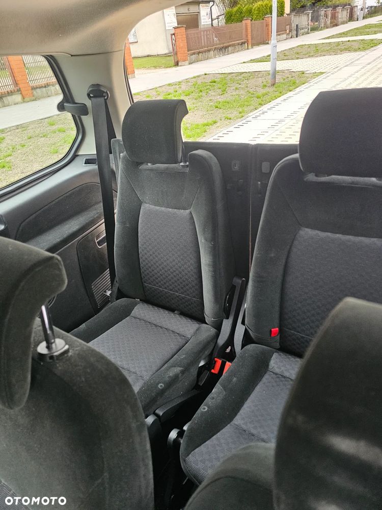 Ford Galaxy 2.0 Ghia - 9
