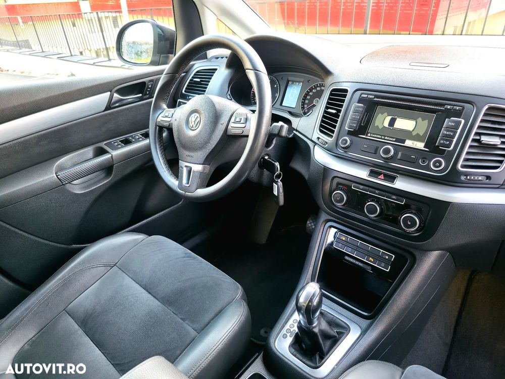 Volkswagen Sharan 2.0 TDI DSG BlueMotion Technology Highline - 8