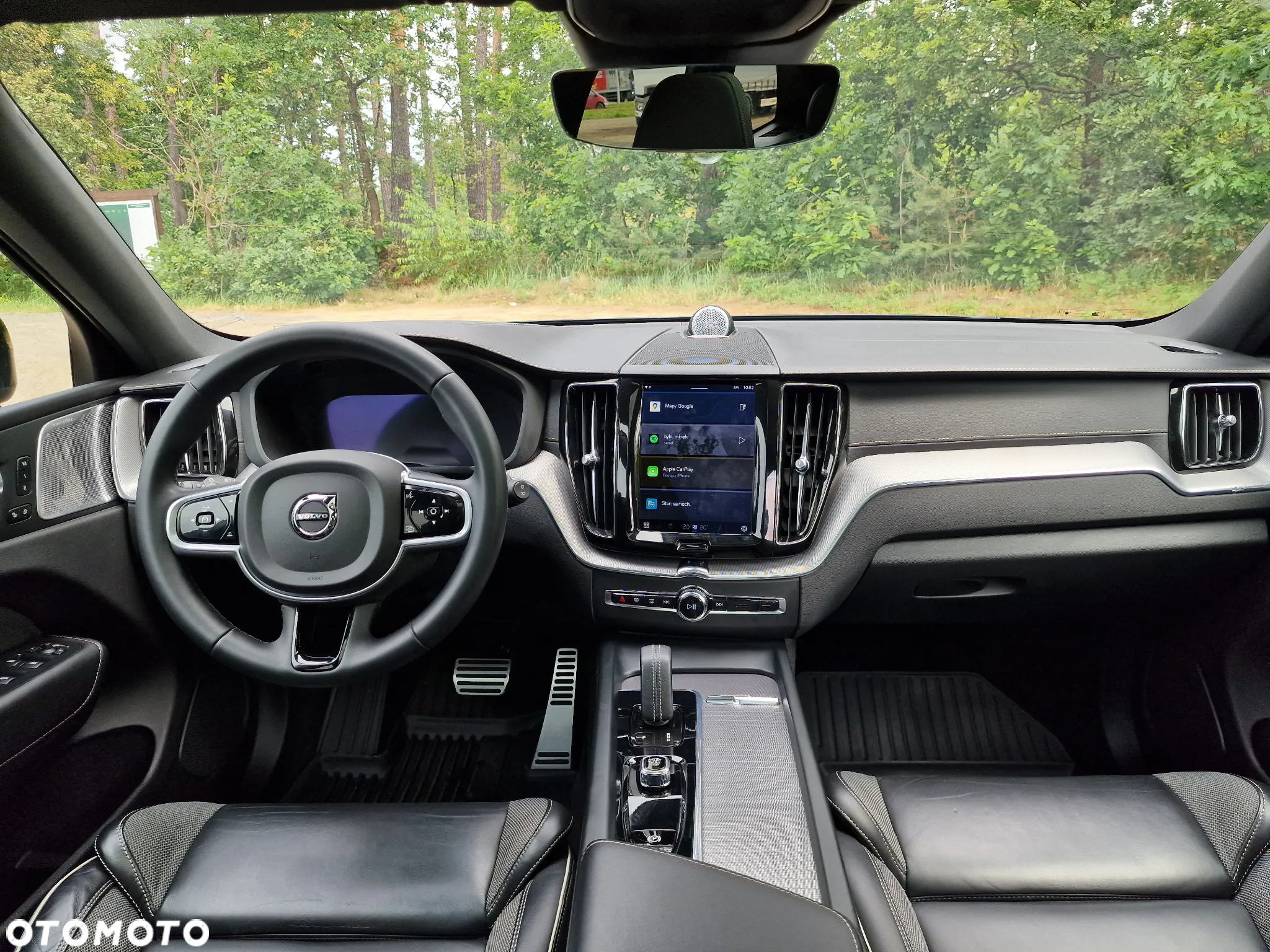 Volvo XC 60 T8 Plug-In Hybrid AWD R-Design - 19