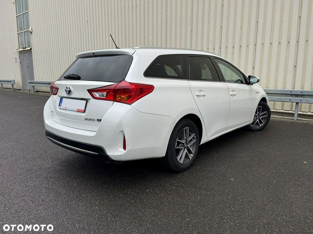 Toyota Auris - 9