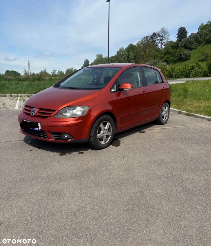 Volkswagen Golf Plus 1.6 FSI Goal - 2