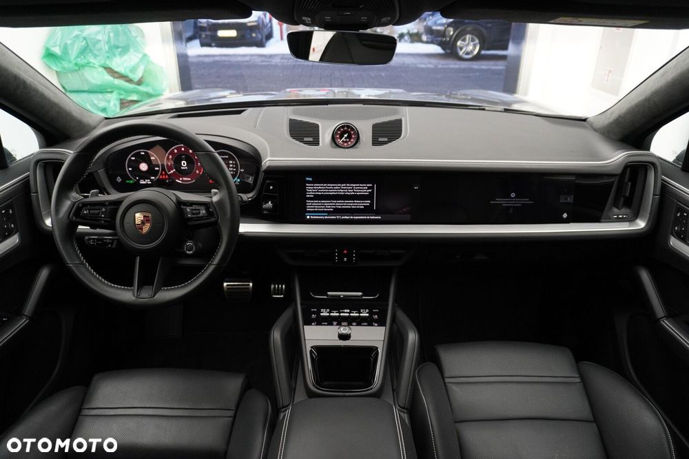 Porsche Cayenne - 32