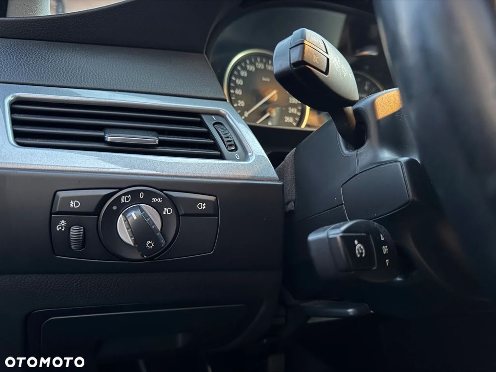 BMW Seria 5 - 11