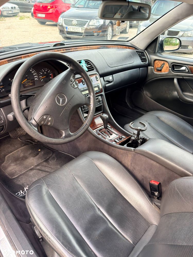 Mercedes-Benz CLK - 7