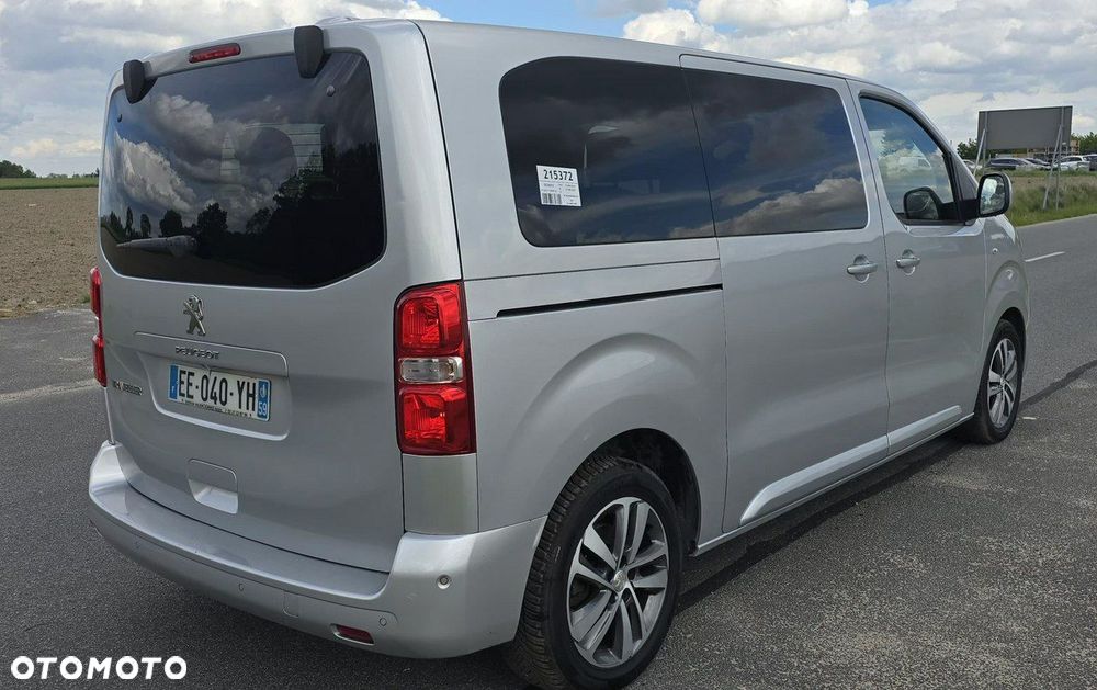 Peugeot Traveller - 3