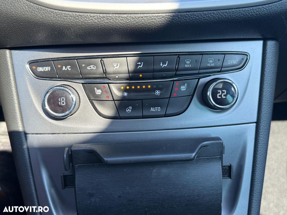 Opel Astra 1.6 CDTI ECOTEC ECOFlex Start/Stop Dynamic - 13