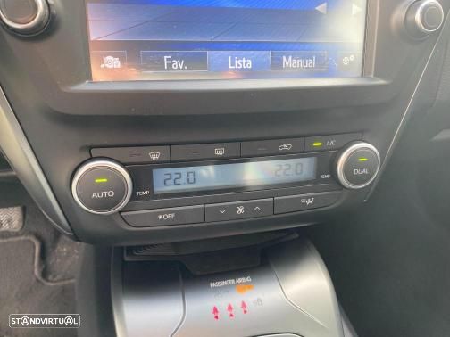 Toyota Avensis Touring Sports 1.6 D-4D Luxury+GPS - 20