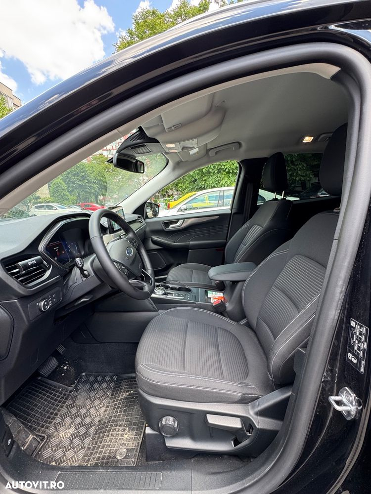 Ford Kuga - 9