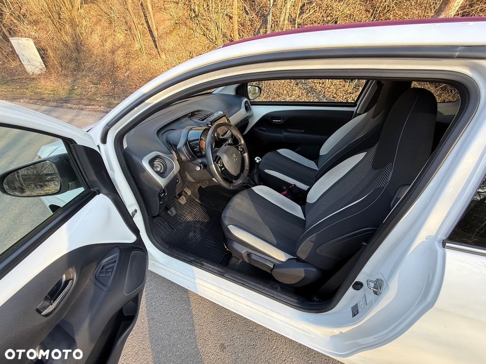 Peugeot 108 PureTech 82 Top Active - 12