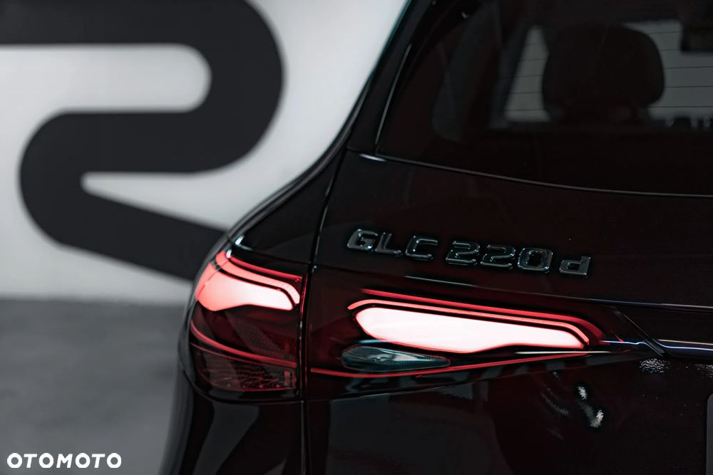 Mercedes-Benz GLC 220 d mHEV 4-Matic AMG Line - 19