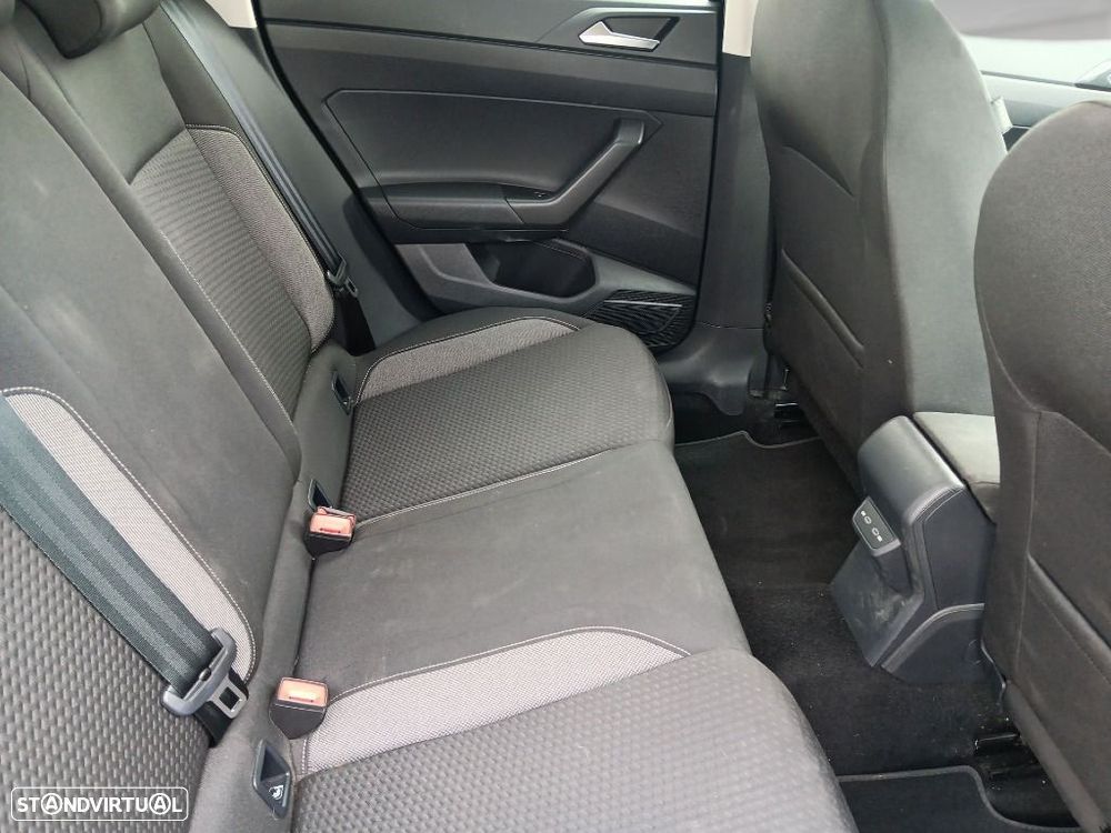 VW Taigo 1.0 TSI Urban DSG - 17