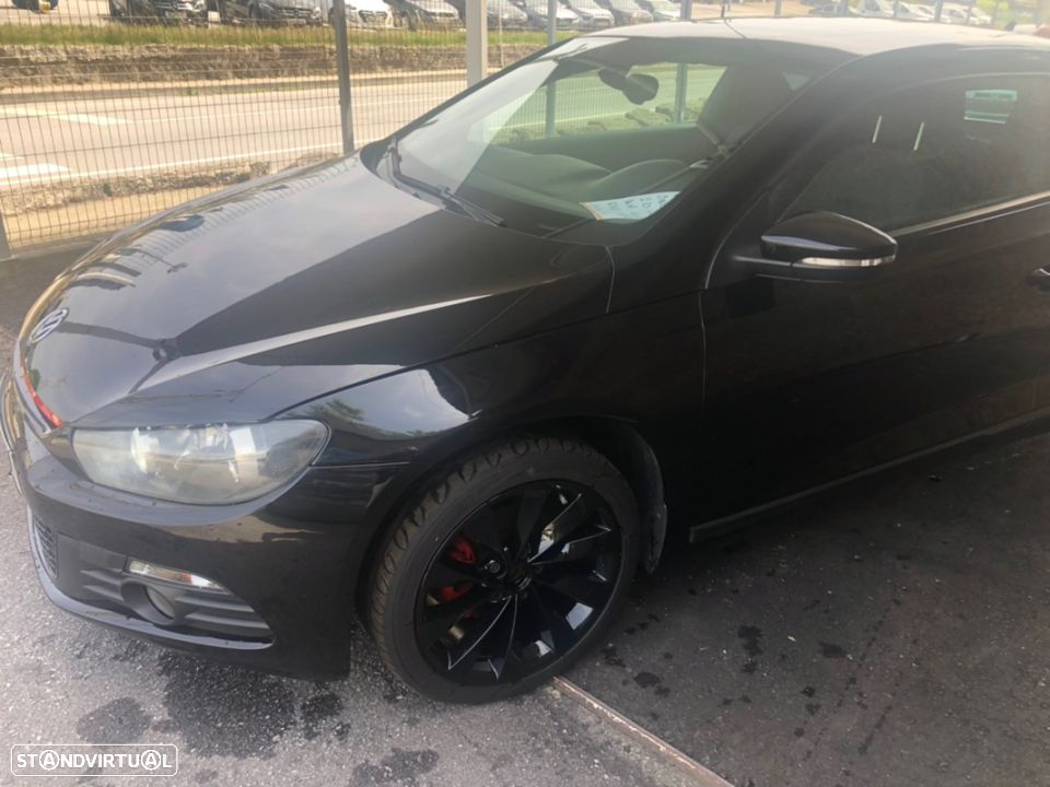 VW Scirocco 2.0 TDI Sport - 11