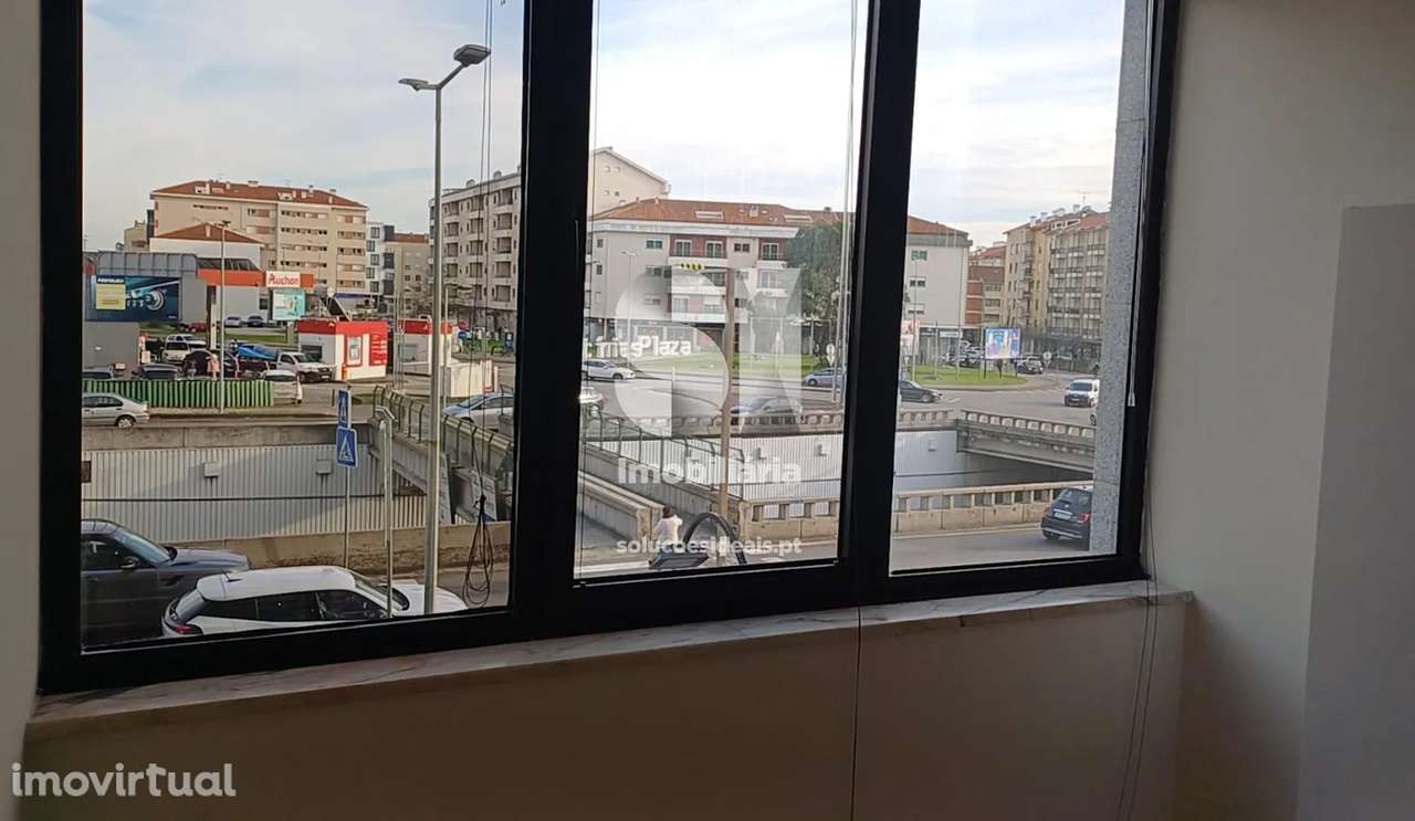 Apartamento T1+2 - Grande imagem: 3/26