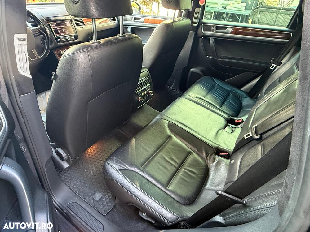 Volkswagen Touareg - 8