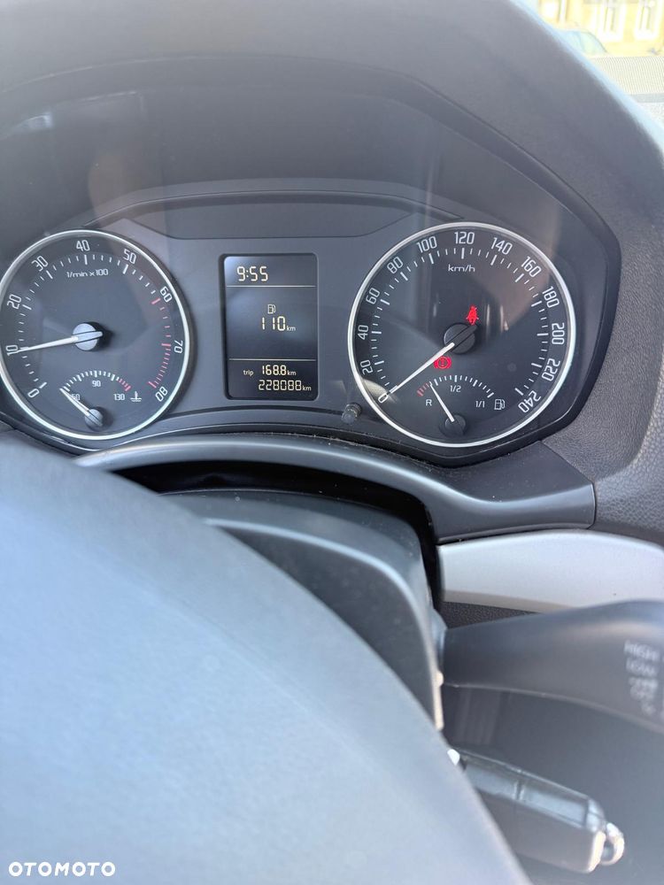 Skoda Octavia 1.6 - 20