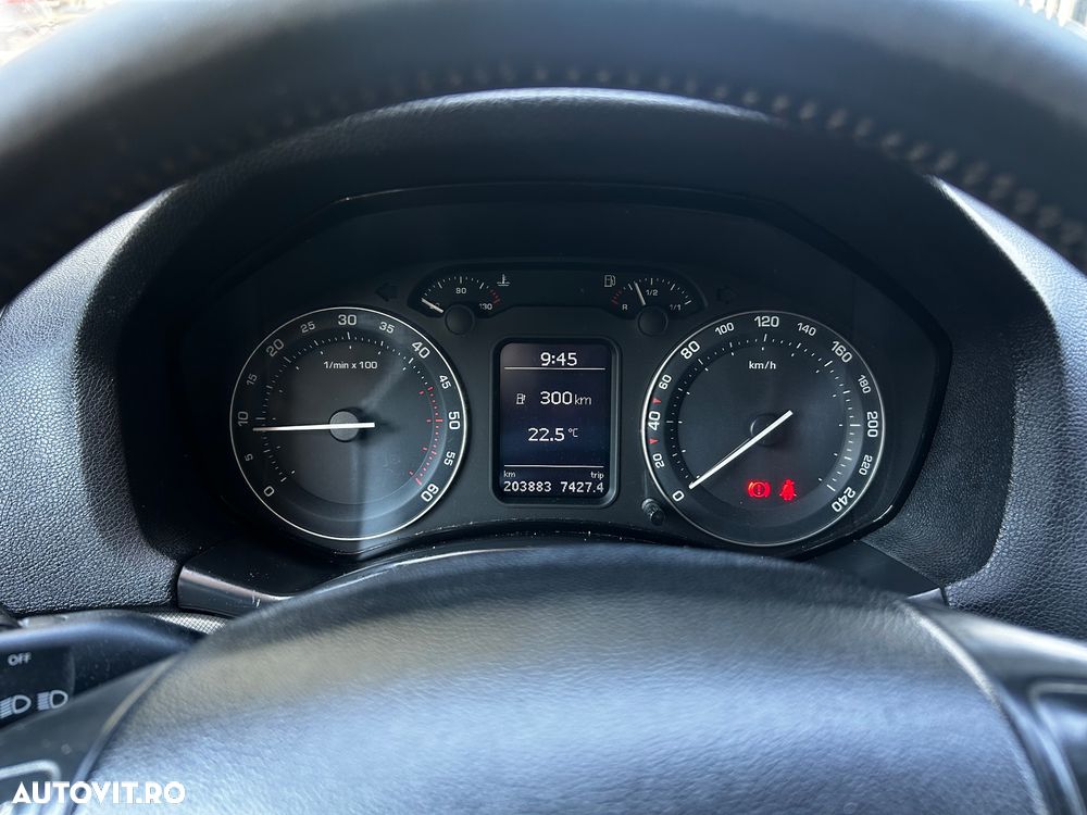Skoda Octavia 2.0TDI Elegance - 9