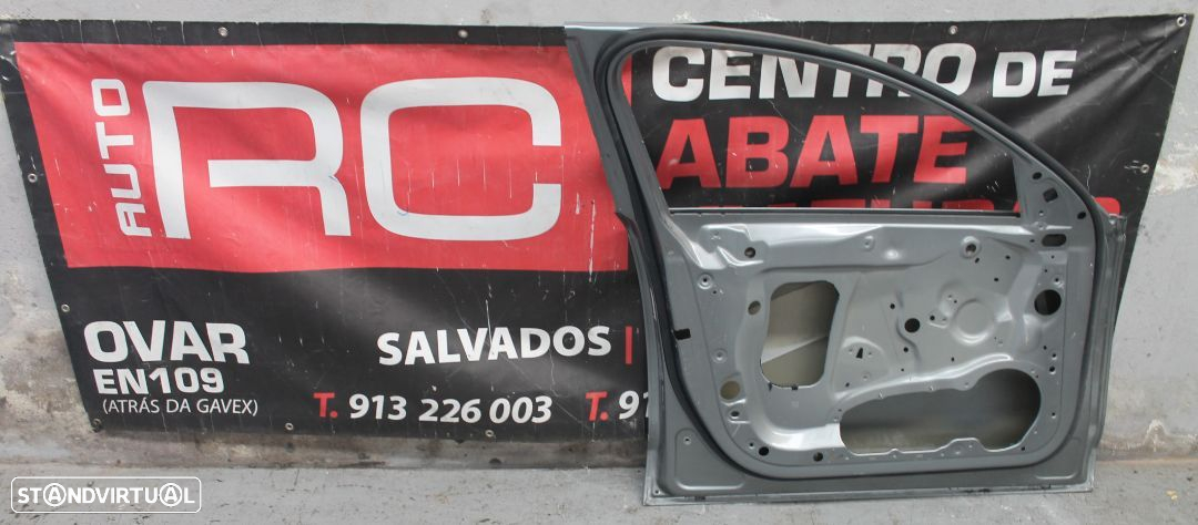 Porta da Frente do Lado Esquerdo Audi A6 de 2010 - 2