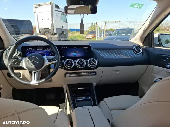 Mercedes-Benz EQA 250+ - 10