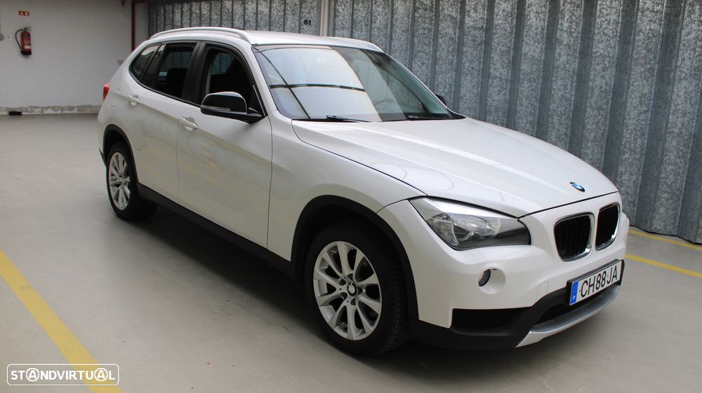 BMW X1 sDrive18d Sport Line - 37