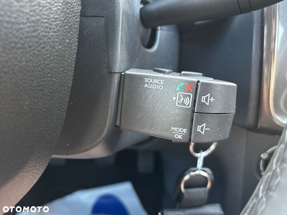 Dacia Sandero Stepway TCe 100 Prestige - 18