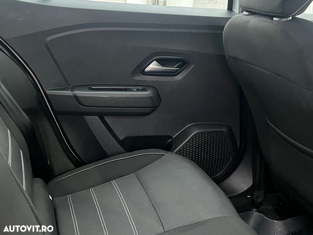 Dacia Logan TCe 90 MT6 Prestige - 28