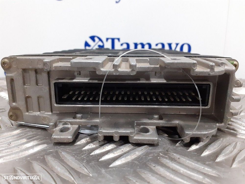 CENTRALINA MOTOR UCE VOLKSWAGEN GOLF III 1992 -037906024B - 3