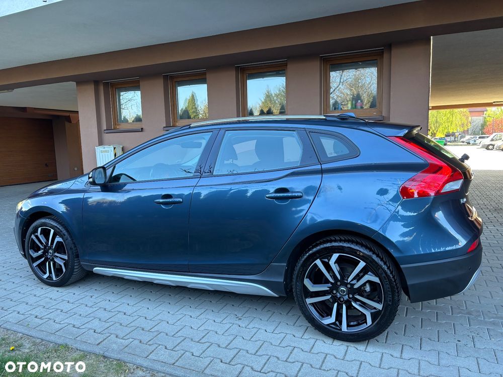 Volvo V40 Cross Country D3 Drive-E Summum - 9