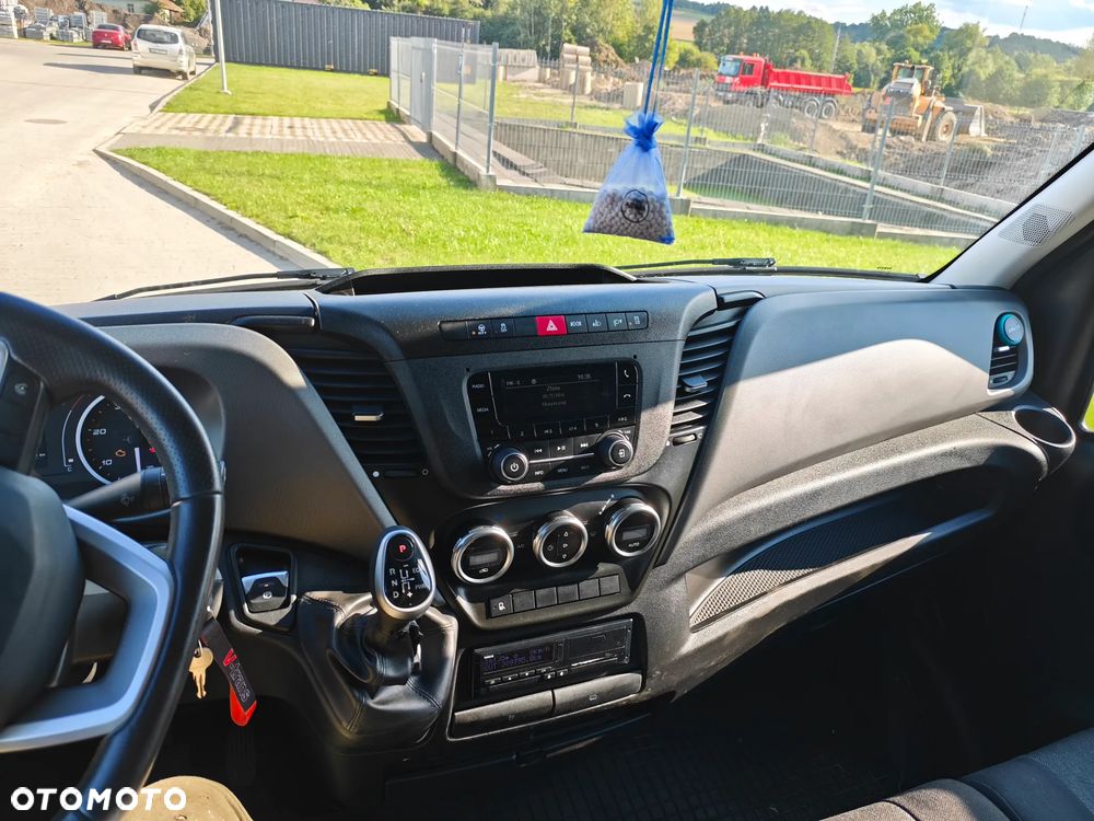 Iveco Daily - 12