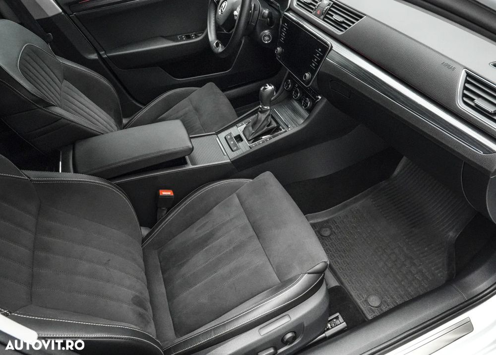 Skoda Superb 2.0 TDI DSG Ambition - 12