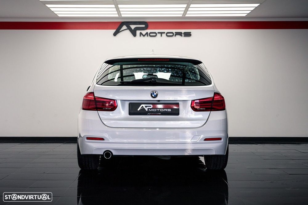 BMW 318 d Touring - 11