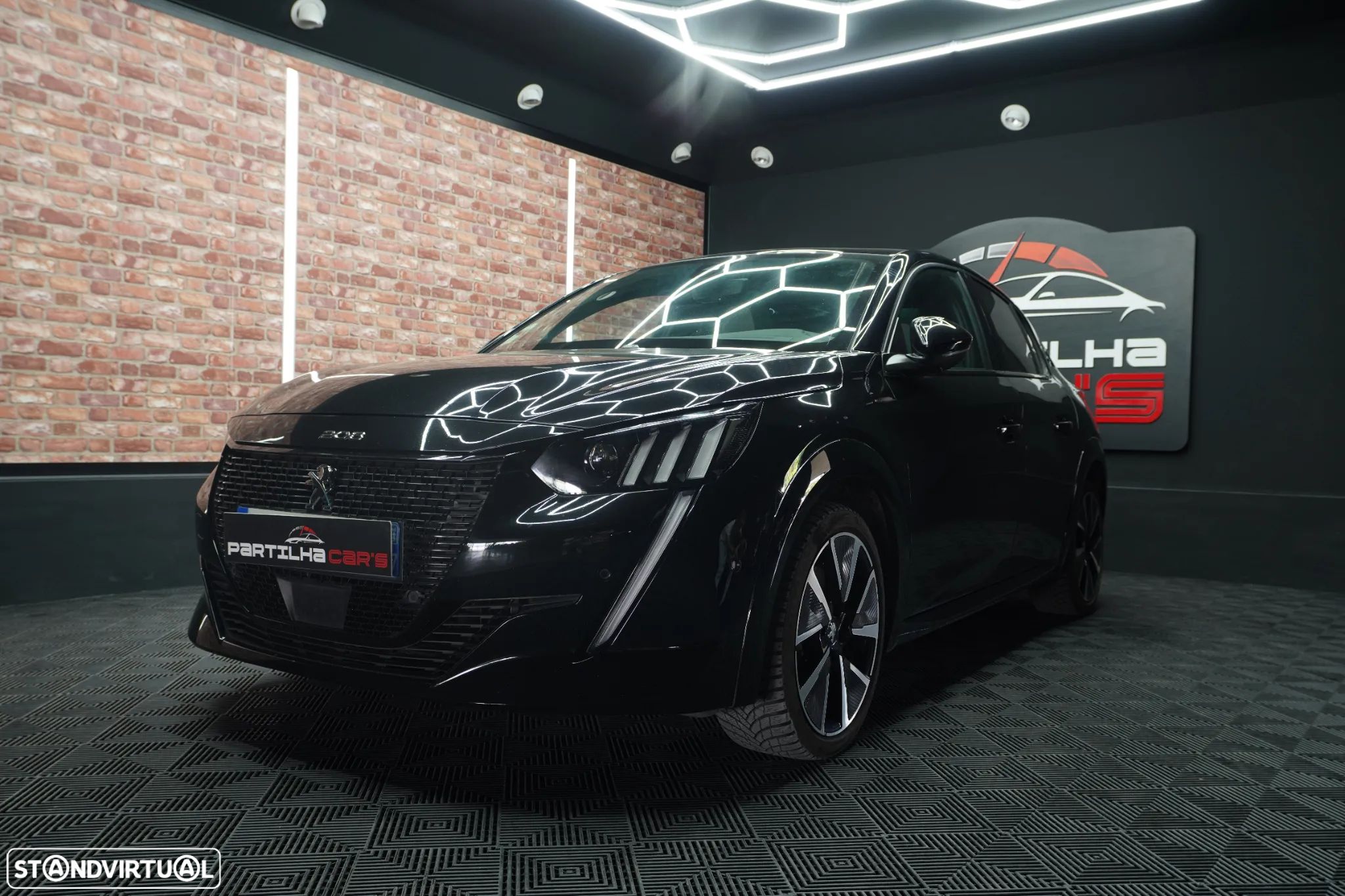 Peugeot e-208 GT Pack - 1