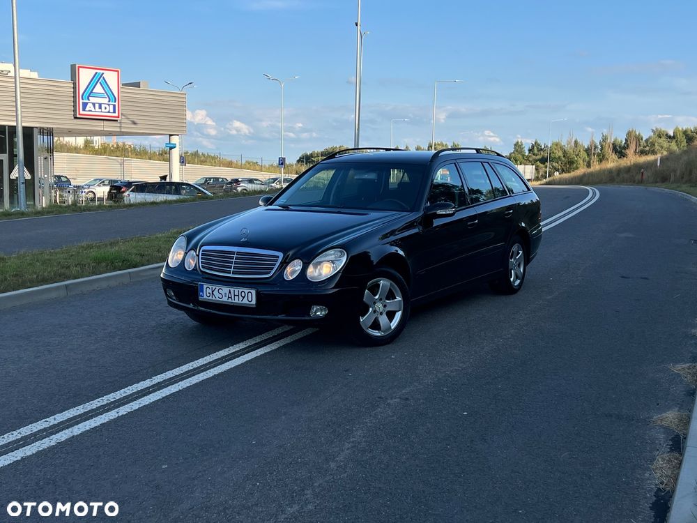 Mercedes-Benz Klasa E 270 CDI T Classic - 1