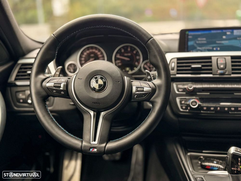 BMW 318 d Touring Aut. Sport Line - 37