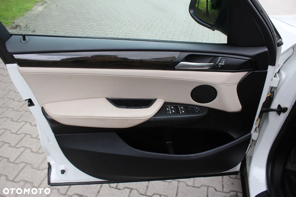 BMW X3 xDrive20d Luxury Line - 15