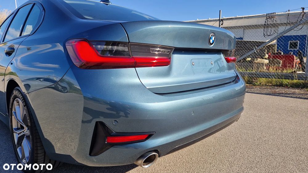 BMW Seria 3 320i GPF Sport - 14