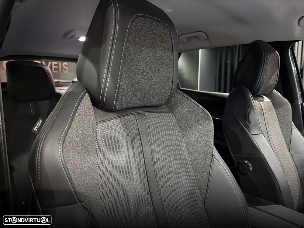 Peugeot 3008 1.6 Hybrid Allure e-EAT8 - 37