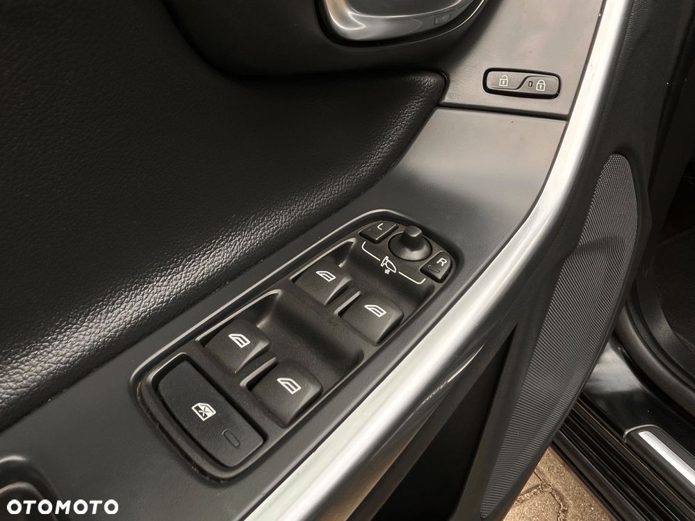 Volvo V60 D3 Momentum - 20