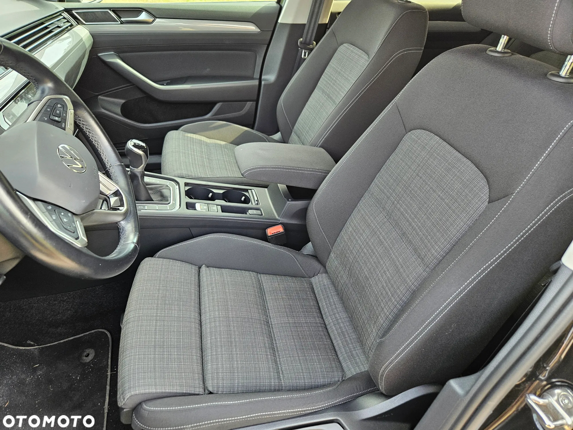 Volkswagen Passat 2.0 TDI EVO Business - 10