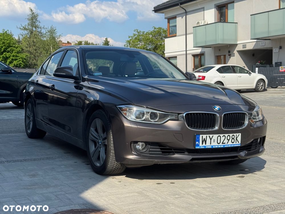 BMW Seria 3 320i Sport-Aut - 3